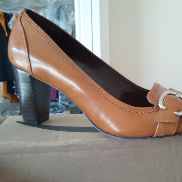 Enzo Angiolini 6.5 Tan 3" Leather Stacked Heel - Picture 5 of 7